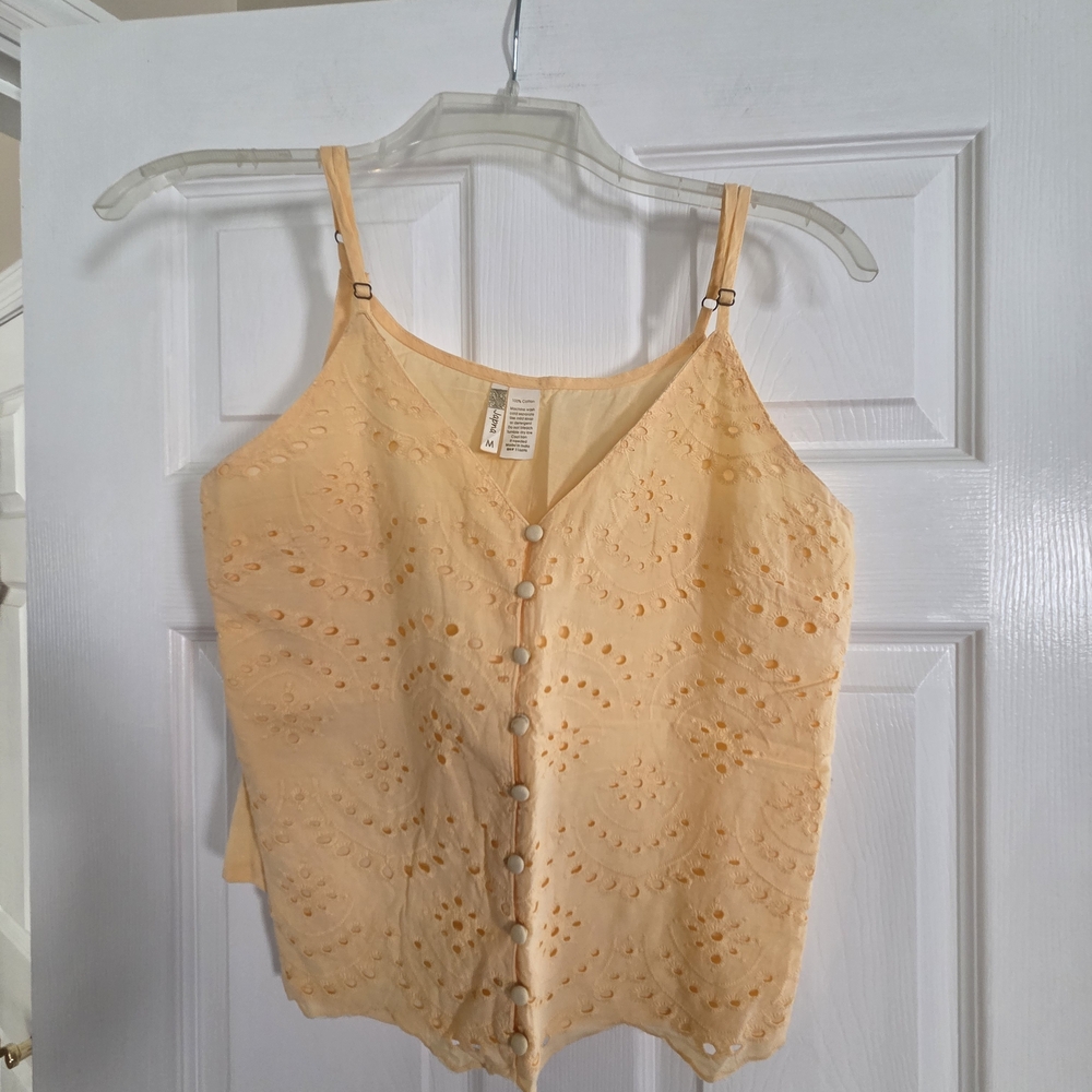 Japna Butter Yellow Eyelet Button-Front Camisole Medium